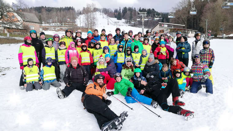 JUNIORSKICamp
