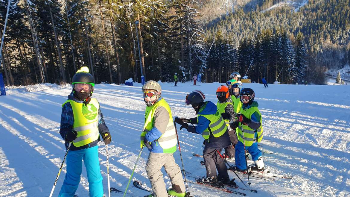 Rodinné lyžařský víkendy s výukou lyžování 2024